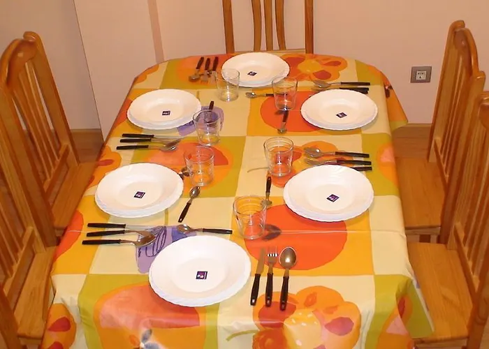 El Portal * La Puebla De Valverde